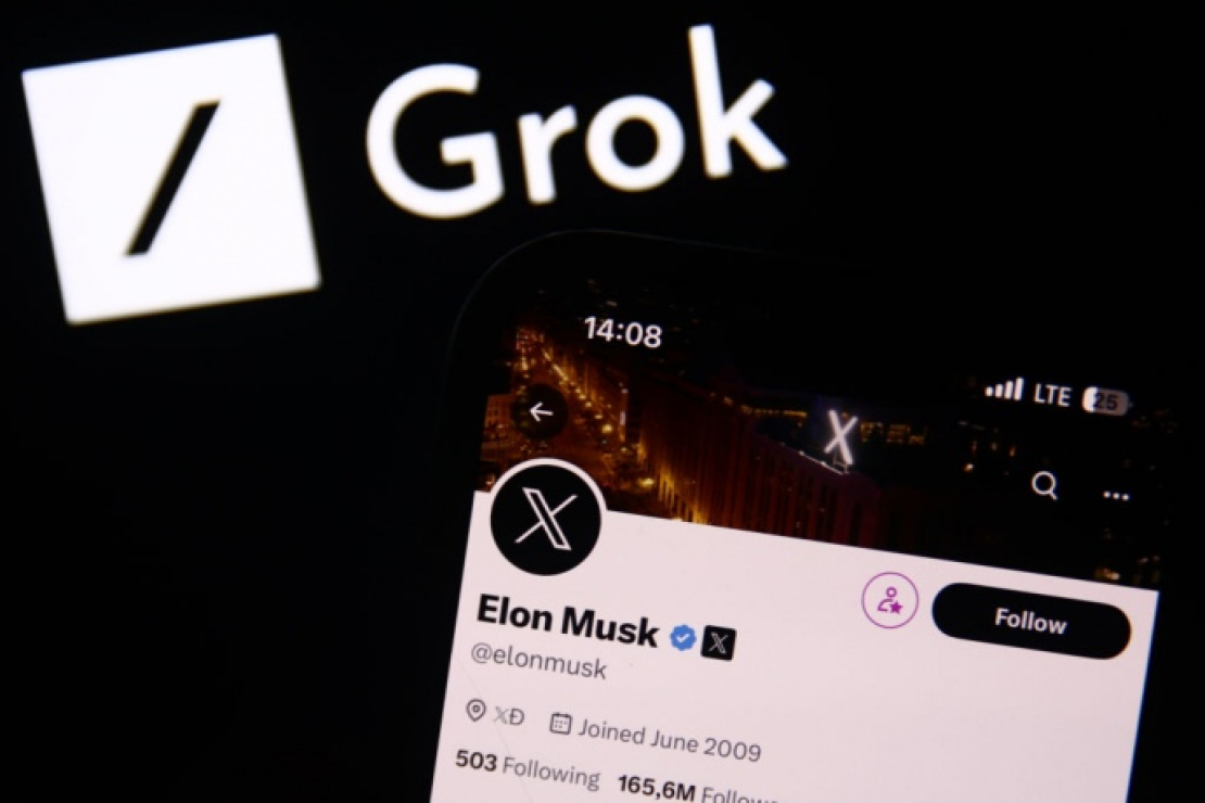 Маск откроет доступ к чат-боту Grok всем премиум-подписчикам X