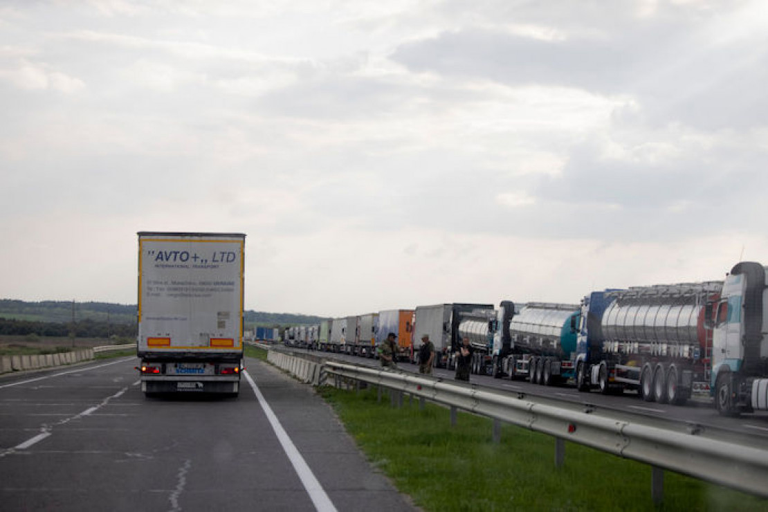 Україна та Болгарія домовилися про розблокування автомобілів на кордоні