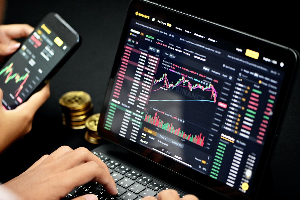 Зростання Інтересу до Blockchain та Криптовалюти в Україні